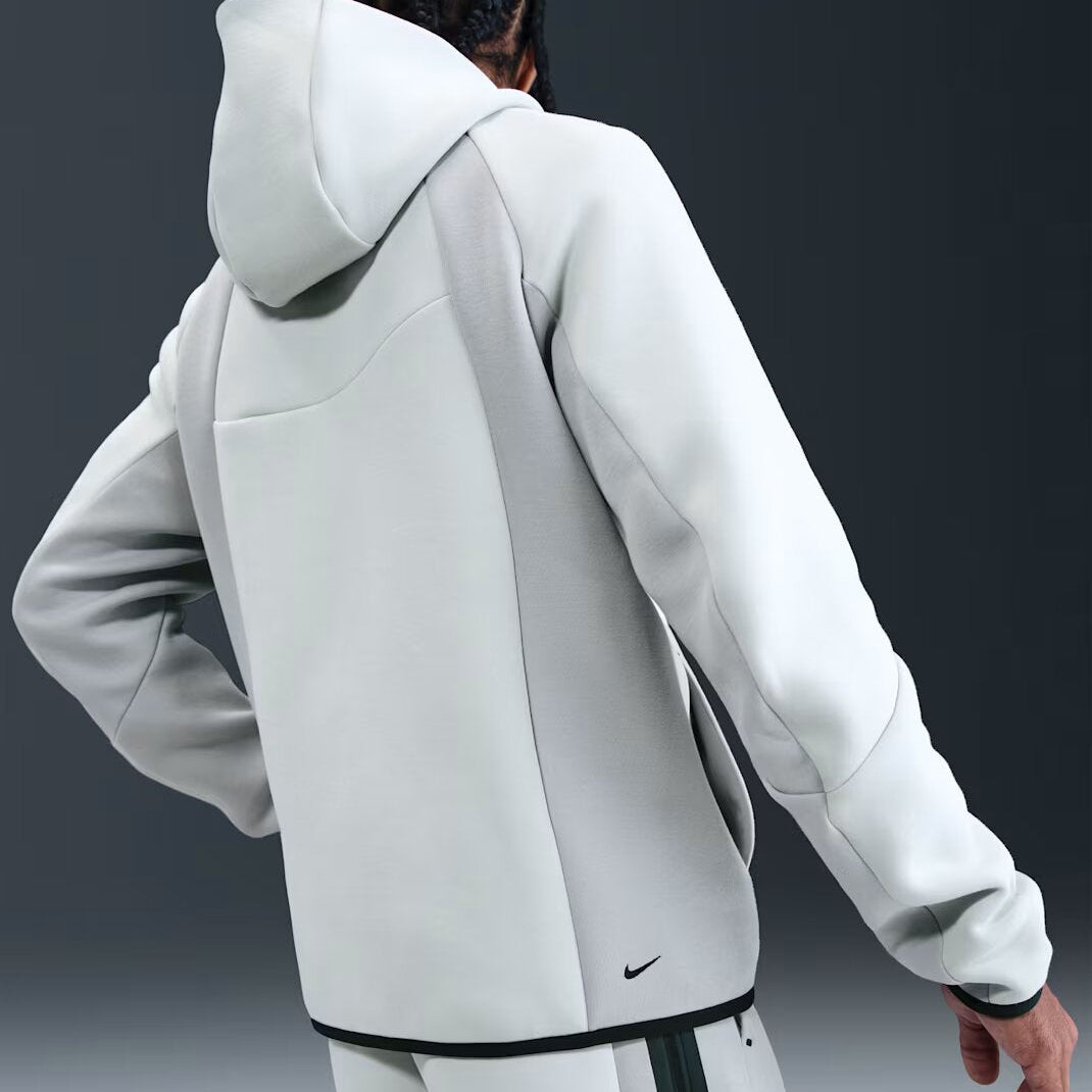 Jaqueta Nike Tech Fleece Windrunner