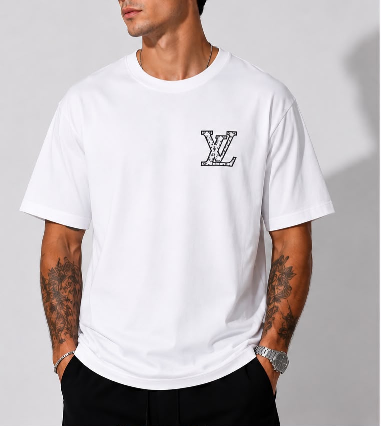 Camiseta Louis Vuitton Oversized Monogram Back Print