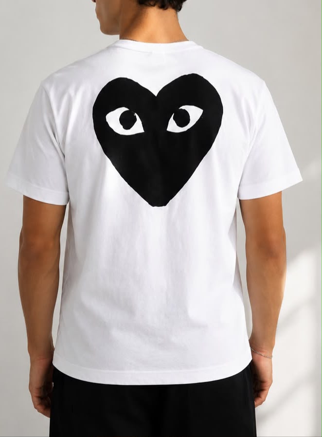 Camiseta CDG Heart Back