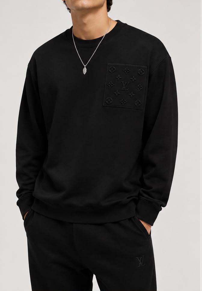 Agasalho Louis Vuitton Embossed Monogram Patch Sweatshirt
