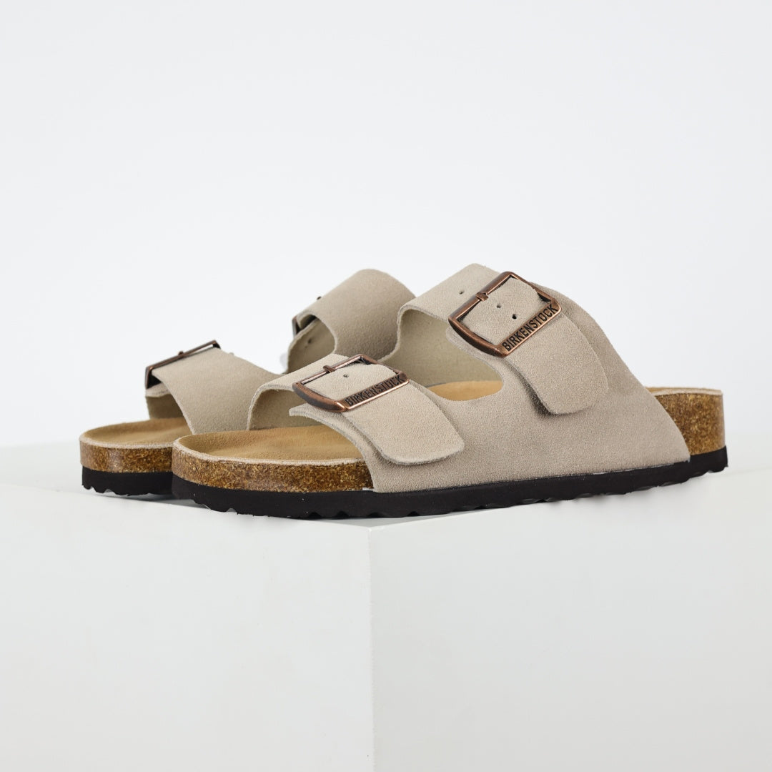 Sandália Birkenstock Arizona camurça