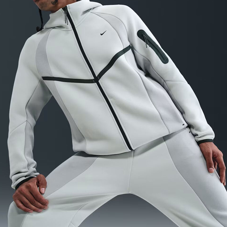 Jaqueta Nike Tech Fleece Windrunner